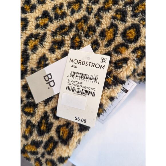 Women’s Leopard Print Sherpa Fleece Pullover - Picture 5 of 11